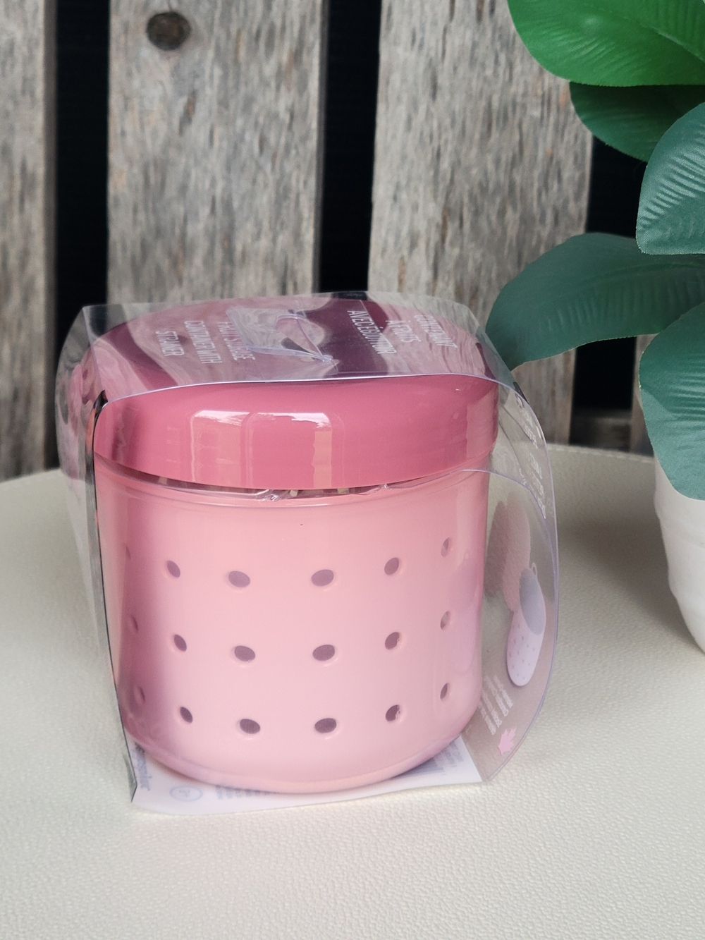 Melii Pink Fruit & Snack Container & Strainer Set - Picture 3 of 5